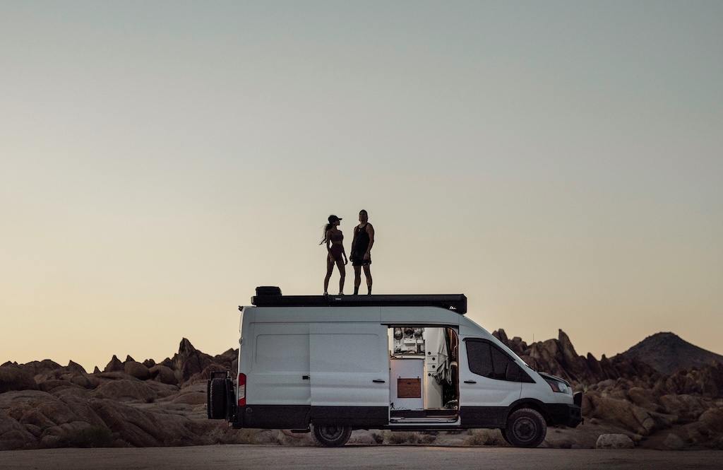 Why digital nomads need a mobile office